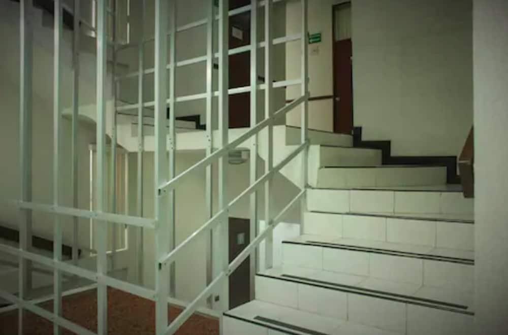 Fiesta Versalles مونتيري المظهر الخارجي الصورة